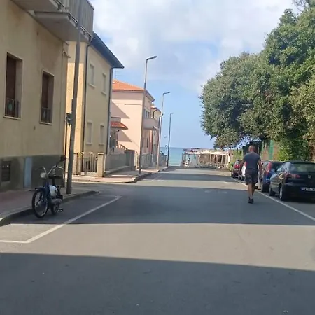 In Via Montecrist *
