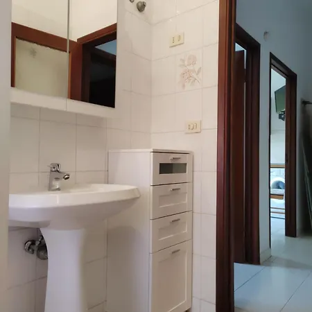 Apartment In Via Montecrist *